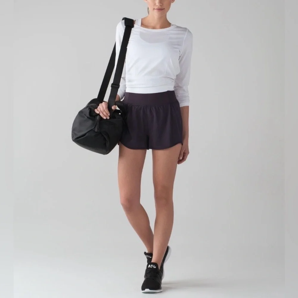 2017 Lululemon Lean In Short 2” Boysenberry Rare Retired Swift Size 6 - Picture 4 of 7